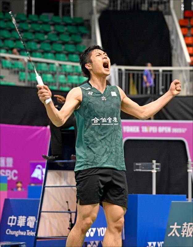 他在每场比 他在每场比